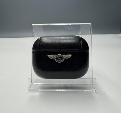 Чехол на AirPods кожаный с марками машин